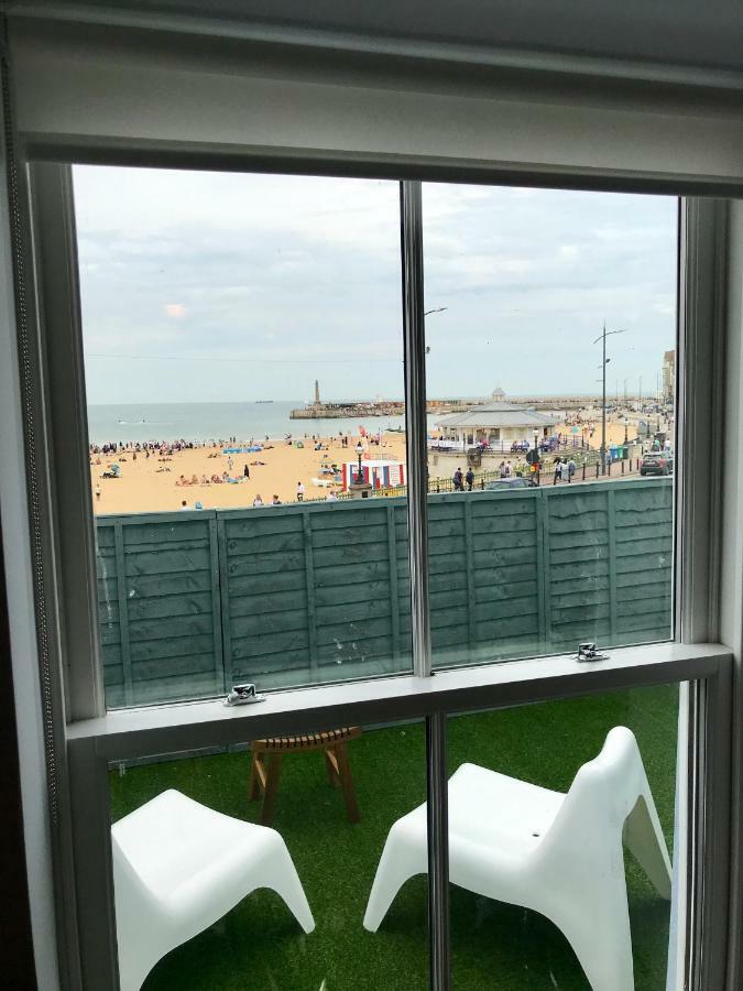 The Dreamland Apartment - Margate Beach - By Goldex Coastal Breaks Dış mekan fotoğraf